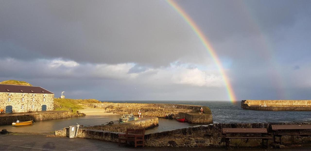 Driftwood Cottage, Portsoy Банф Екстериор снимка